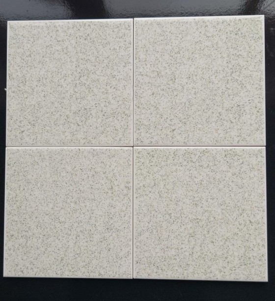 PRM61 Johnsons Prismatic Speckles Rice/Victorian Green Wall Tile 150x150mm - 5m²