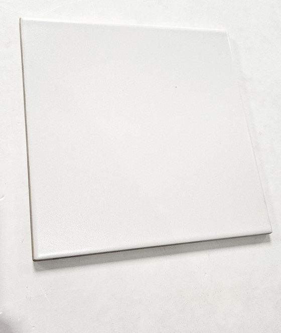 TC701 N&C Ikon Matt White 150x150mm - 0.8m²