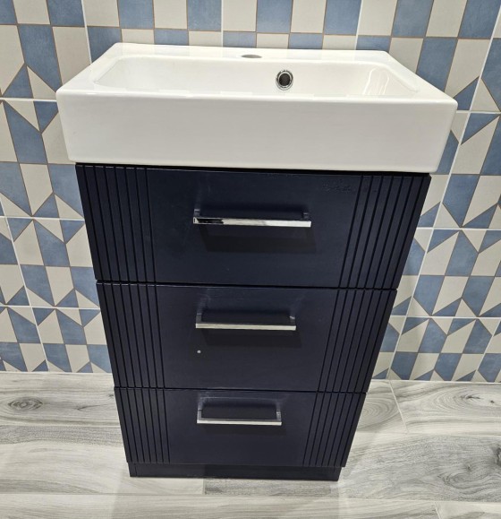 S7004959 & S7004973 Middleton Midnight Blue Unit & Basin