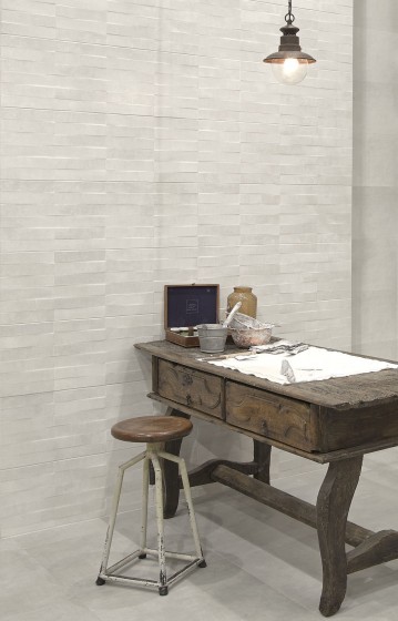 Touch White Decor Ceramic Wall Tile 270x420mm