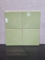 PRG40 Johnsons Gloss Pistachio 100x100mm - 6.89m²