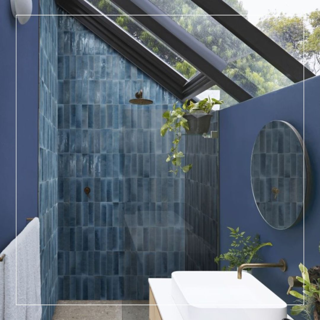 Sapphire blue bathroom tiles trend 2025
