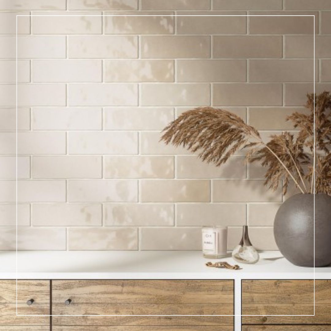 Creame kitchen wall tile